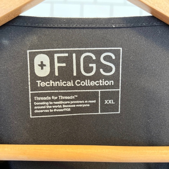 Figs Scrub Top - Picture 3 of 4